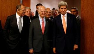 وزيرا الخارجية الأمريكي والروسي وبينهم المبعوث الأممي إلى سوريا