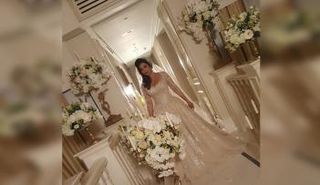 الإعلامية السعودية لجين عمران ترتدي فستان الزفاف