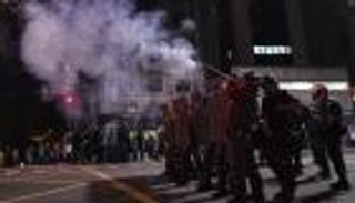 توابع عزل روسيف.. اشتباكات ونهب متاجر وإشعال نيران