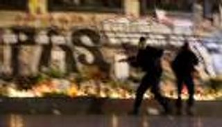 شريط فيديو يُظهر مهاجمًا تاسعًا في اعتداءات باريس