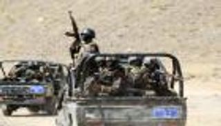 الأجهزة الأمنية بعدن تضبط خلية إرهابية بحوزتها سبعة براميل متفجرة