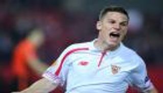 برشلونة يتفاوض لضم مهاجم إشبيلية