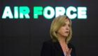 سياسة أوباما إزاء الردع النووي تقلق وزيرة سلاح الجو