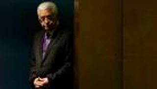 إسرائيل: أبو مازن "عميل مخابراتي للسوفييت".. وفلسطين: سخافات