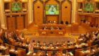 السعودية تدرس فرض رسوم 6% على تحويلات الأجانب