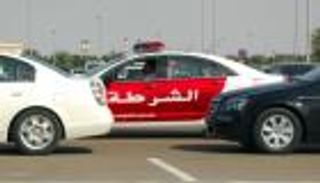 شرطة أبوظبي تضبط 4 أسيويات سرقن مليونَيْ درهم من منزل كفيلهن