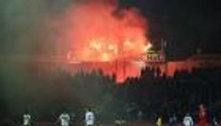  فولفسبورج يدفع 100 ألف يورو ثمنا للشماريخ 