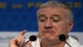 ديشامب: فرنسا لم تحرز شيئا بعد