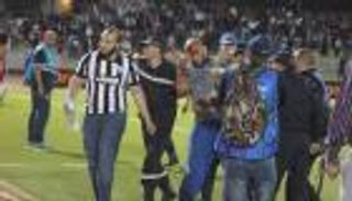 الكاف يفرض عقوبات جديدة على وفاق سطيف الجزائري