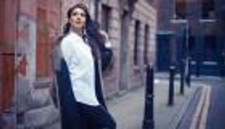 بالصور.. أسماء لمنور تطرح كليب 