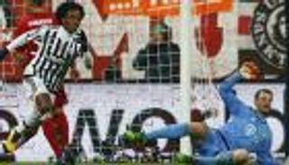 فيديو.. موراتا "الخارق" يدخل كوادرادو تاريخ دوري الأبطال   