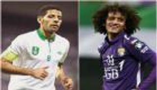 إشادة متبادلة بين عموري وقائد الأهلي السعودي