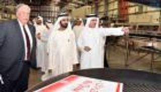 الشيخ محمد بن راشد يزور شركة ومصنع
