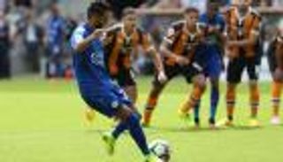 رياض محرز: اخترت البقاء في ليستر لهذا السبب