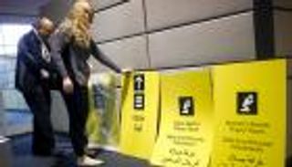 كندا تستقبل طلائع اللاجئين السوريين.. وتكساس الأمريكية تحاول منعهم بأمر قضائي