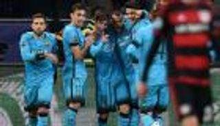 مدرب برشلونة يشيد بلاعبيه رغم التعادل مع ليفركوزن