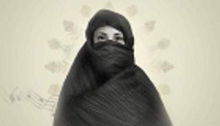 حينما ترنمت المنقبات اليمنيات على أنغام دف التسعينات