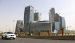 السعودية والهند تبحثان الوضع بسوق النفط وتعزيز التعاون