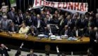 النواب البرازيلي يؤيد مساءلة الرئيسة .. وإحالتها للشيوخ لعزلها