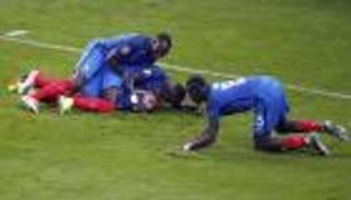 أيسلندا تتسبب في دخول فرنسا السجل التاريخي لليورو