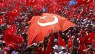 مقصلة الانقلاب التركي تتواصل.. عزل أكثر من 2800 قاض 