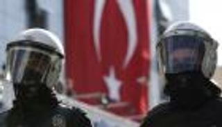تركيا تفصل 8 آلاف شرطي في عملية تطهير جديدة