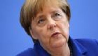 ميركل تأمل في تجاوز الخلاف مع أنقرة حول زيارات قاعدة أنجرليك