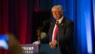 بالصور.. ترامب يتوعد المهاجرين: سنكون "متطرفين" معكم