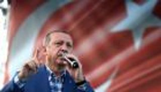 بالصور.. أردوغان يضع داعش والأكراد في سلة إرهاب واحدة