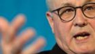 ماكمولين.. هل يحل ضابط المخابرات السابق بديلا جمهوريا لترامب؟