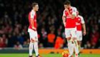 رقم قياسي لأوزيل في الدوري الإنجليزي