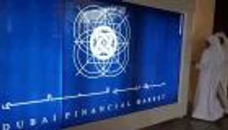 انخفاض طفيف لمؤشر سوق دبي المالي وسط سيولة ضعيفة