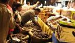 مصر: لهيب الصيف يطال أسعار الياميش قبل أيام من رمضان