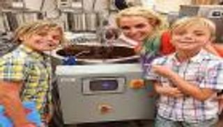 مغنية البوب بريتني سبيرز فخورة بابنها