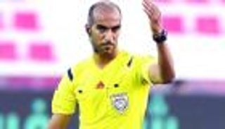 4 بطاقات صفراء في زمن قياسي بلقاء النصر والأهلي
