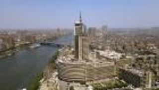 التلفزيون المصري يمنع التعامل مع شوبير والطيب