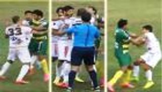 فيديو.. مباراة في الدوري التونسي تتحوّل إلى حَلَبة ملاكمة