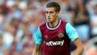 وست هام يجدد عقد مدافعه بيرك حتى 2020