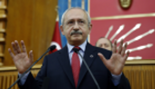 إصابة 3 جنود في هجوم على زعيم المعارضة بتركيا.. وأنقرة تتهم الأكراد