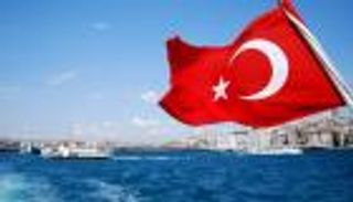 الأزمة مع روسيا تقلص السياحة التركية 10%