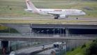 الخطوط الجوية التونسية تعتزم تسريح 1000 موظف