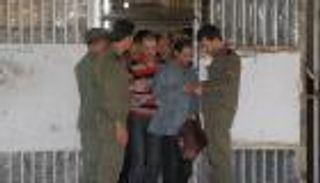 المرصد السوري: مقتل 60 ألف معتقل في سجون الأسد خلال 5 سنوات