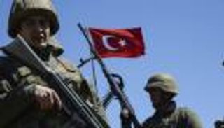 مقتل 3 جنود أتراك وإصابة 14 في هجوم لمسلحين أكراد