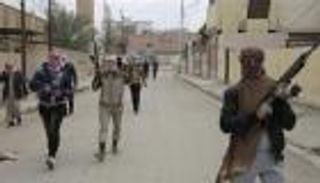 مسلحون يخطفون 14 شخصًا من حافلة بأفغانستان