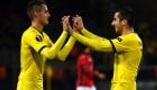 دورتموند ونابولي أبرز المتأهلين للدور الثاني في 