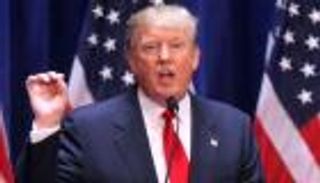 ترامب وساندرز يفوزان بترشيح نيوهامشير بالانتخابات التمهيدية