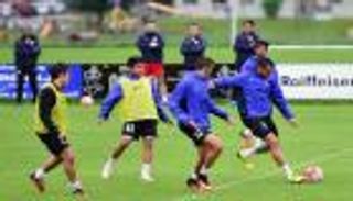 العين يواجه أودينيزي الإيطالي غدا خلال معسكره بالنمسا