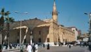 بالصور.. "الحسين" مهوى الأفئدة والأرواح في رمضان القاهرة