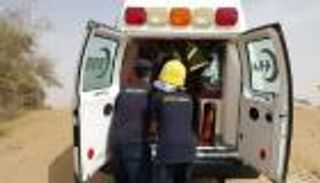 إصابة 5 أشخاص جنوب السعودية جراء سقوط مقذوف من اليمن