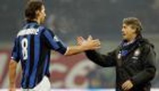 مانشيني يقطع الطريق على ميلان لعدم ضم إبراهيموفيتش